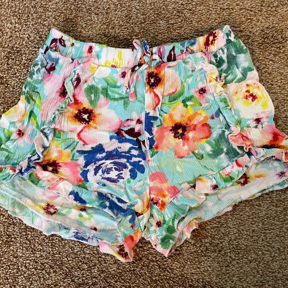 1st kiss floral shorts 7-8